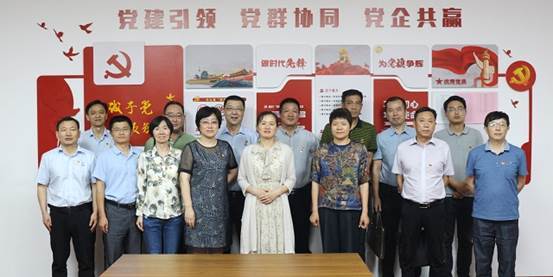 c9a71552-c6cb-40b7-ae50-aa6b16d6d648.jpg